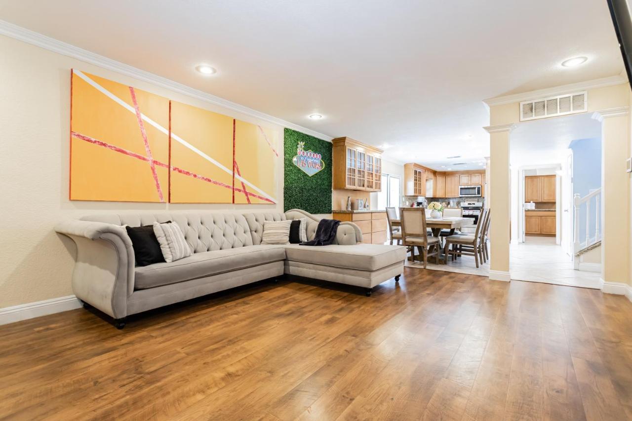 Spacious 5-Bedroom Retreat With Pool Minutes From The Las Vegas Strip לאס וגאס מראה חיצוני תמונה