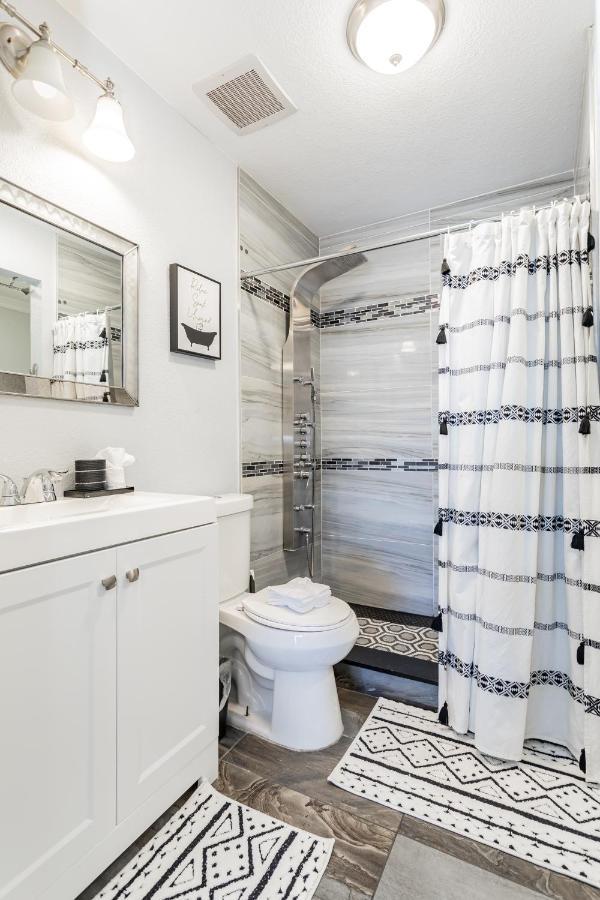 Spacious 5-Bedroom Retreat With Pool Minutes From The Las Vegas Strip לאס וגאס מראה חיצוני תמונה